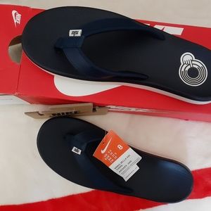 Bella Kai Thong flip flops